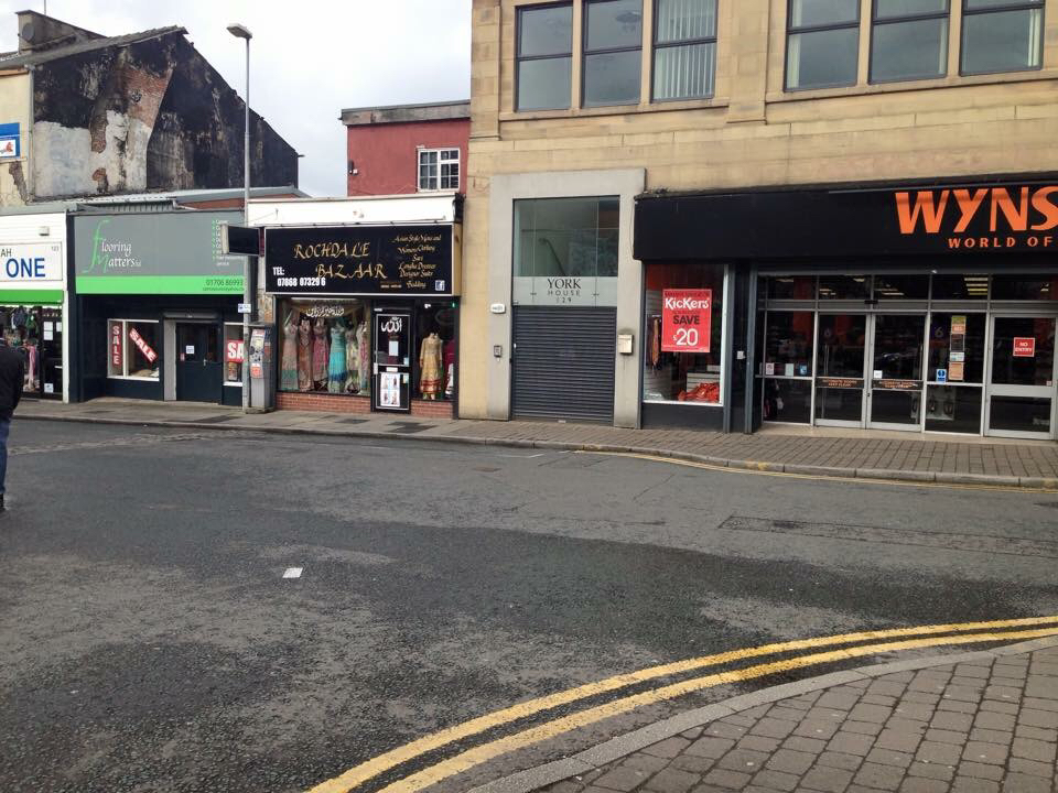 ROCHDALE BAZAAR - Bridal Fashion - photo 1