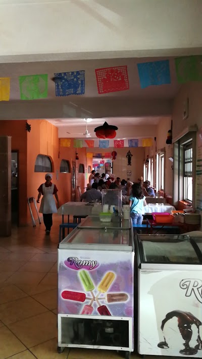 Photos of Fonda 4 Vientos