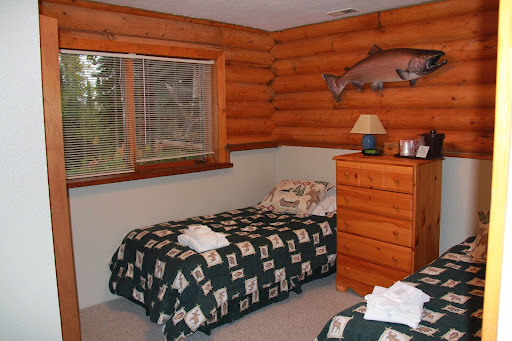 Alaska Hooksetters Lodge - Thumbnail