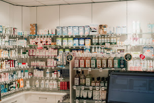 Photo n°18 de Pharmacie du Cypressat à Bordeaux (Pharmacie)