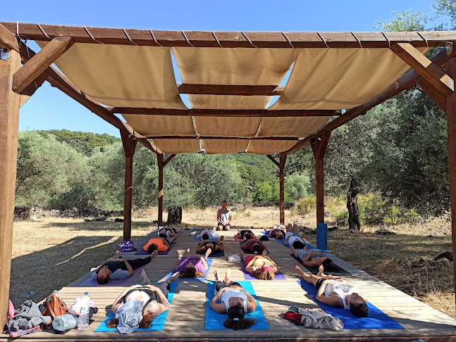 Re-Treat Yoga Studio - Χανιά