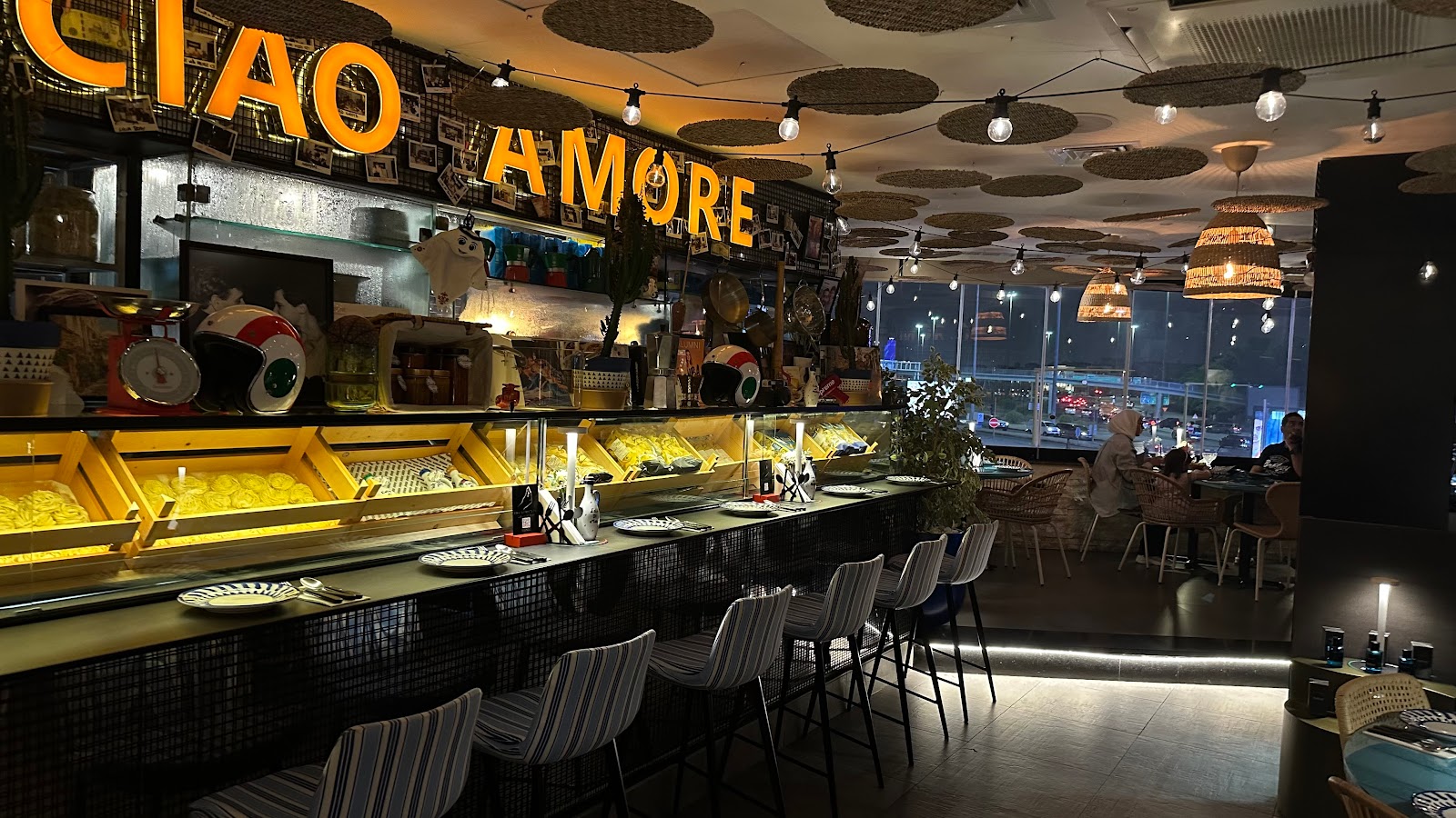 The Tiny Table Restaurant - صورة 3