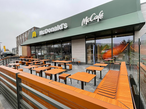 Photo 7 - Burger King