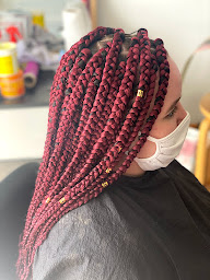 Photo n°4 de HVN BEAUTY AFRO SUR RDV UNIQUEMENT à Laval (Salon de coiffure)