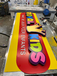 Photo n°5 de Fabricant enseigne lumineuse Magasin Paris IDF - Pub Pro à La Courneuve (Magasin d'enseignes lumineuses)