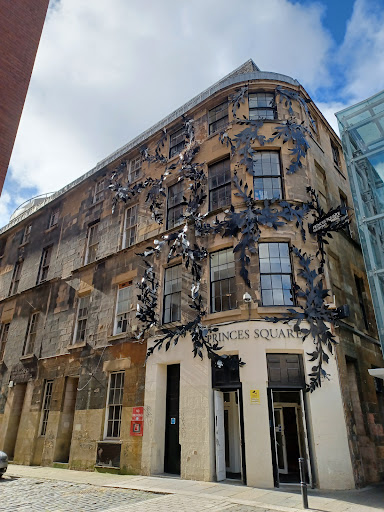 Reiss Princes Square - Thumbnail