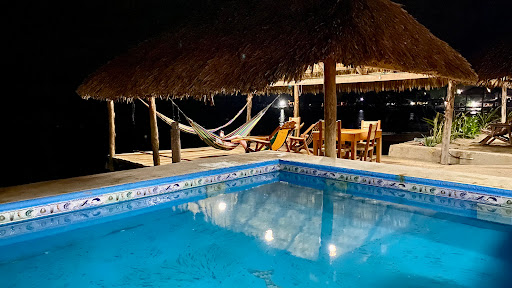Hotel Coconuts - Visual