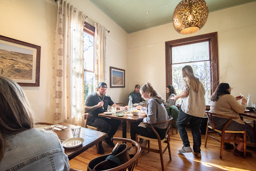 Cafe Dimona - Visual
