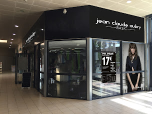 Photo n°1 de Jean Claude Aubry Basic à Caissargues (Salon de coiffure)