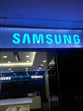 Samsung Experience Store - Plaza Ekalokasari, Author: riio thecalling