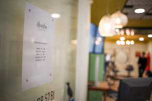 Photo n°11 de Absinthe à Angers (Salon de coiffure)