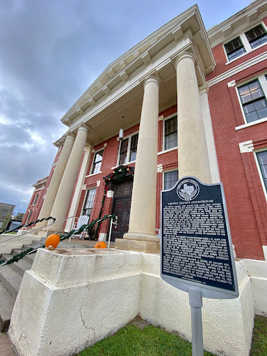 Trinity County Courthouse - Visual