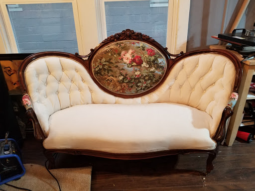 Huggins Home Decor & Design - Thumbnail