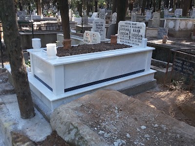 Pınarbaşı Mezarlığı