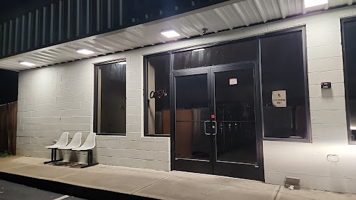 Ray's Coin Laundry - Visual