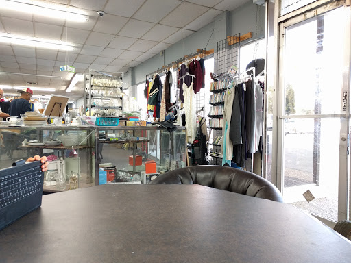 Simi Thrift Store