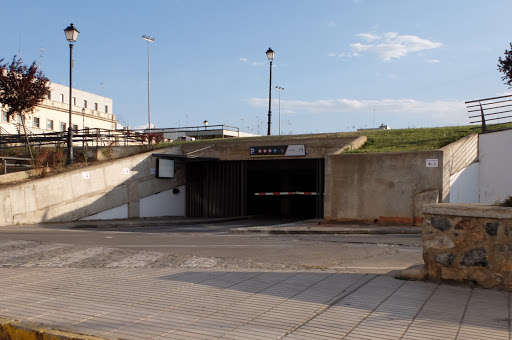 Parking Baluarte Santiago Menacho - Thumbnail