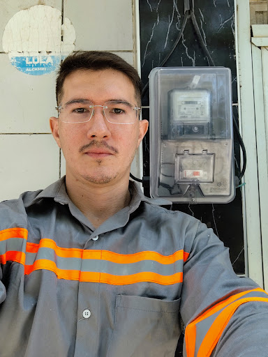 Eletricista em Fortaleza Taciano Eletricista