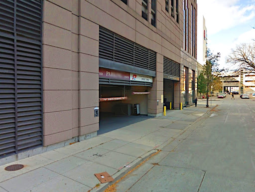 1000 North Water Street Structure | City of Milwaukee Public Parking - Thumbnail