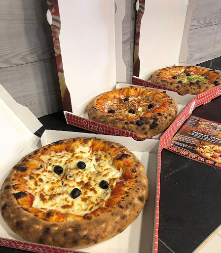Photo 3 - Latino's Pizza