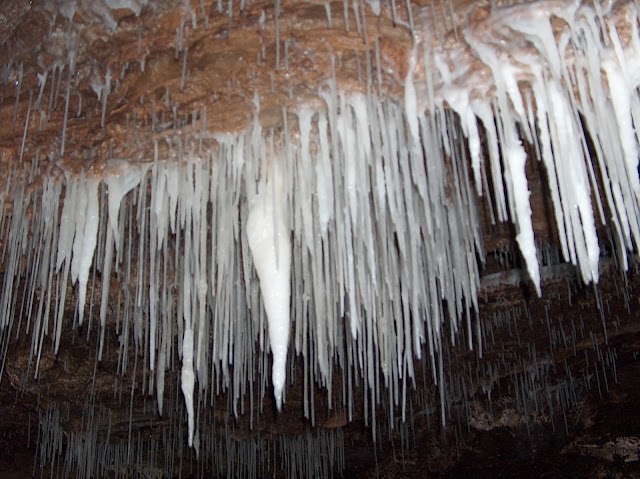 Grotte de Lombrives