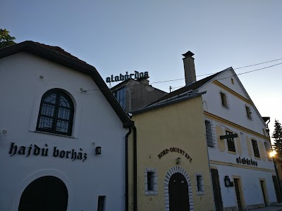 photo of Alabárdos Restaurant