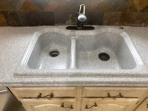 New Finish Tub and Counter - Thumbnail