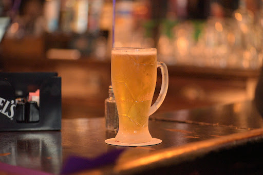 Loose Ends Bar and Grill - Thumbnail