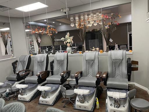 Soak Nail Massage & Spa - Thumbnail
