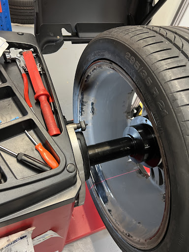 DNJ Auto Service 诚运华人修车 Gallery - Australia