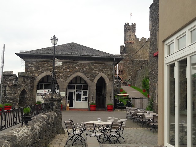 Burg Reichenstein - Hotel, Restaurant, Museum