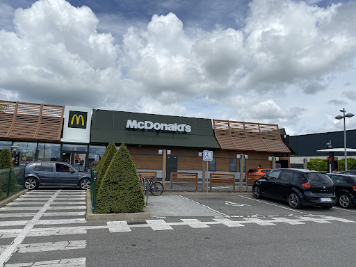 Photo 3 - Burger Express Suarella