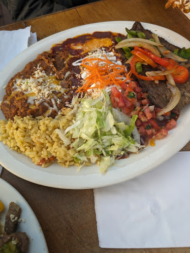 Los Panchos Tacos & Cantina Gallery - Mexico