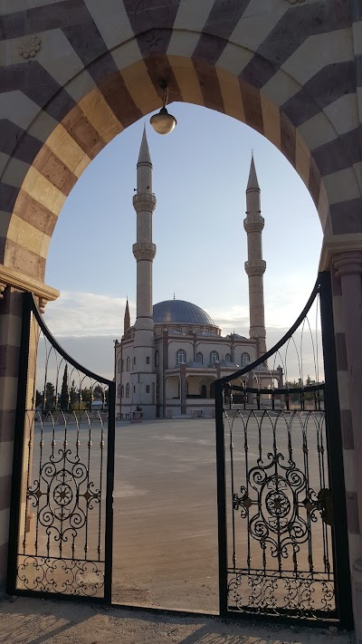 Şükrü Karapınar Cami