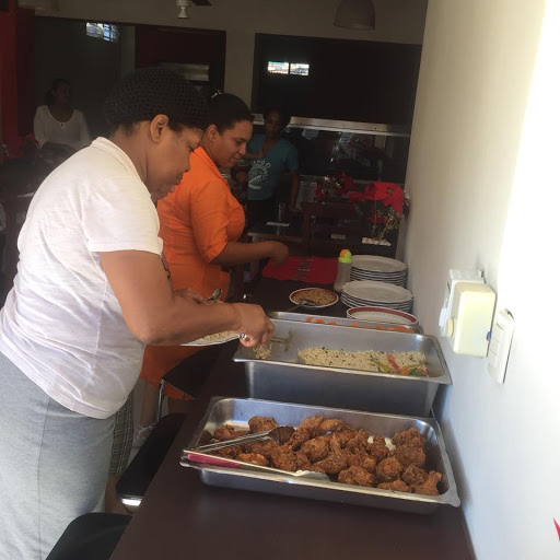 PICA POLLO CAFETERIA DIOS ES FIEL