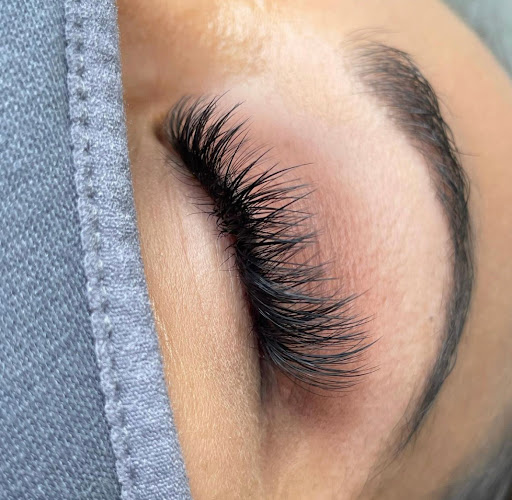 Jess Does Lashes LLC - Visual