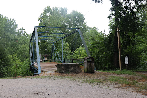 Bicycle Bridge Road Trailhead