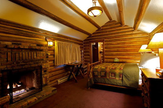 Signal Mountain Lodge by null