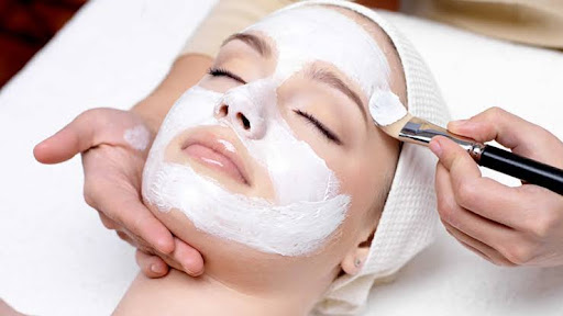 Curves Spa