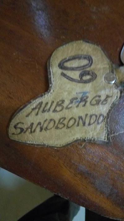 Photos of Kijer Sandbondo