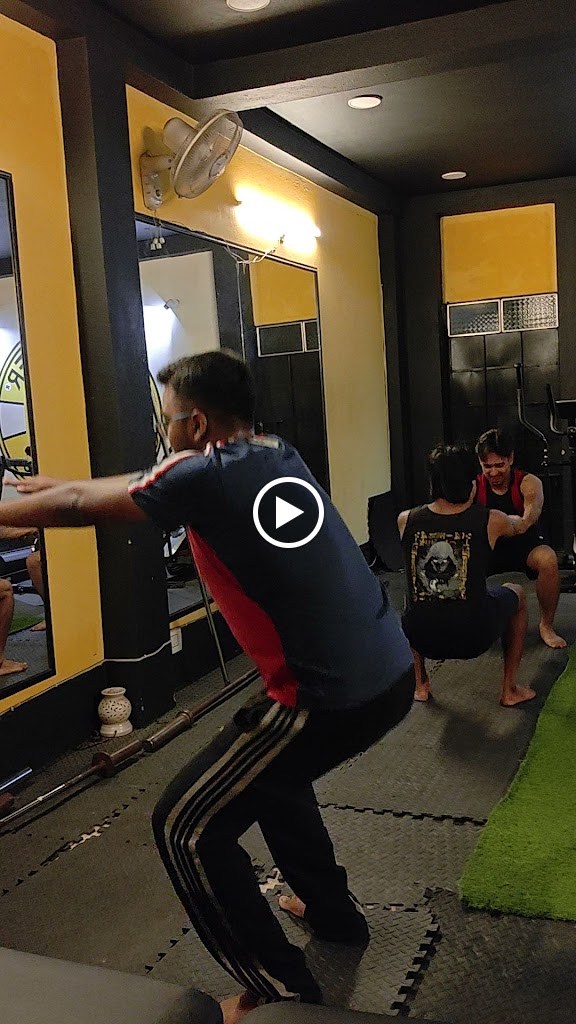 Squatfather Fitness Studio