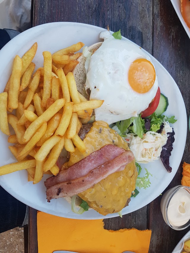 Marlin Beach Bar