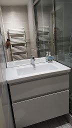 Photo n°4 de Tiron Liviu-Petrica à Prinquiau (Électricien)