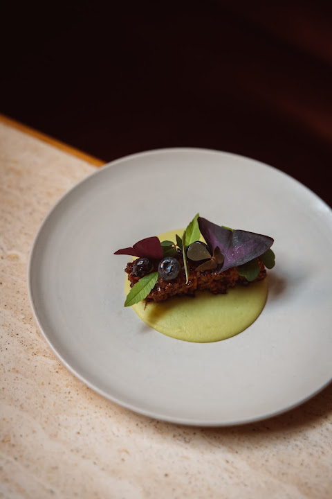 Héroine Restaurant & Bar by null