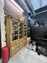 Photo n°7 de Omni beauty & QG Barber's à Marseille (Salon de coiffure)