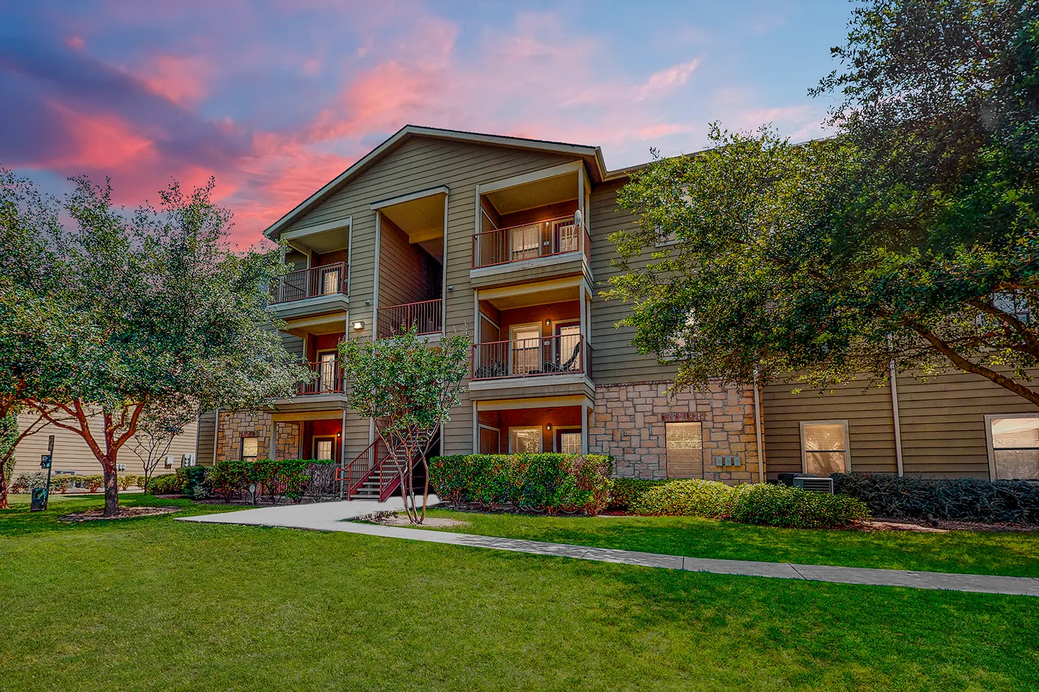 Brynwood Apartments