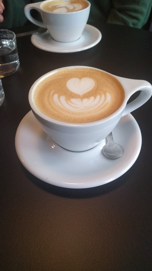 DOSE Coffee Co. / Riverfront