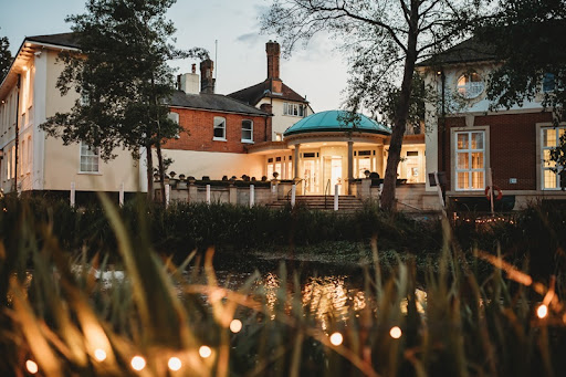 Greenwoods Hotel & Spa