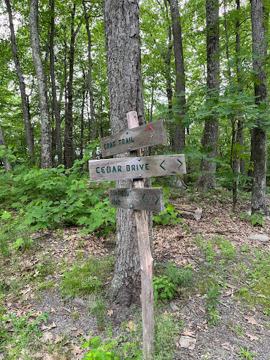 Mohonk Preserve Spring Farm Trailhead parking - Thumbnail