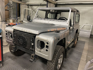 Photo n°8 de Garage AD Expert Carrosserie Martins à Feillens (Atelier de réparation automobile)